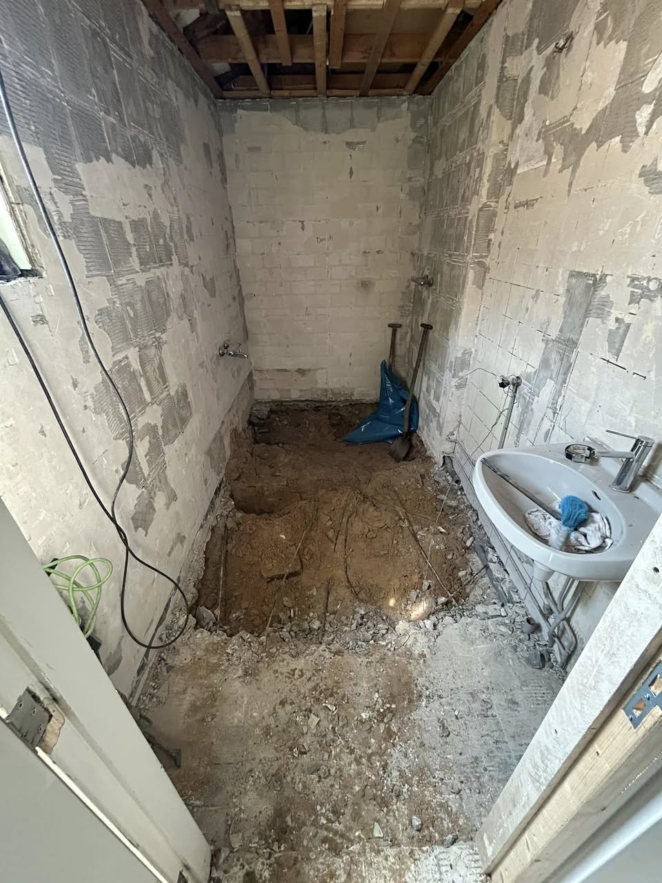 Badkamer/WC renovatie in Vriescheloo