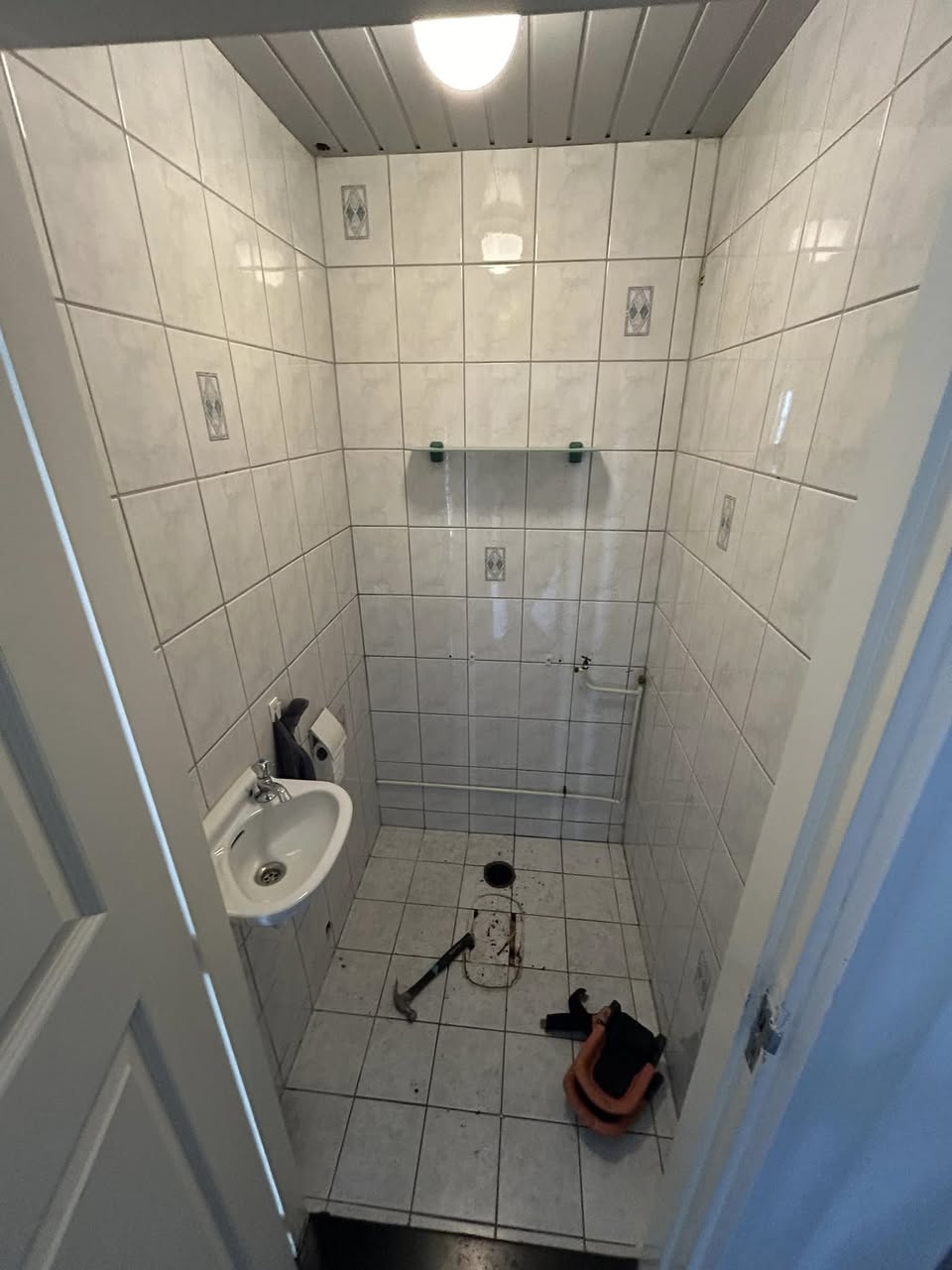 Badkamer/WC renovatie in Vriescheloo – projectfoto 1
